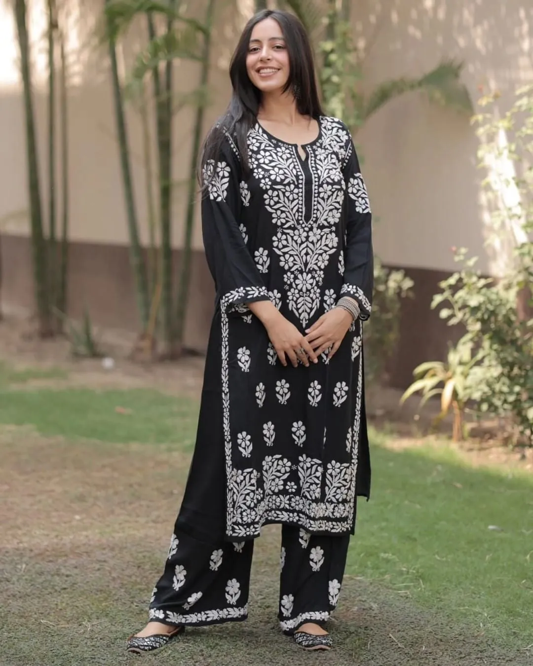 Dua Modal Premium Chikankari Kurti Set