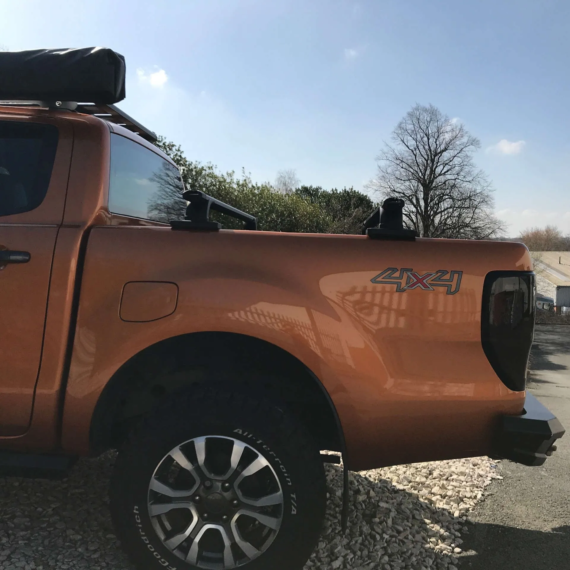 Low Profile Pickup Adjustable Cargo Rack Bars (Fits with Roll & Lock Covers)