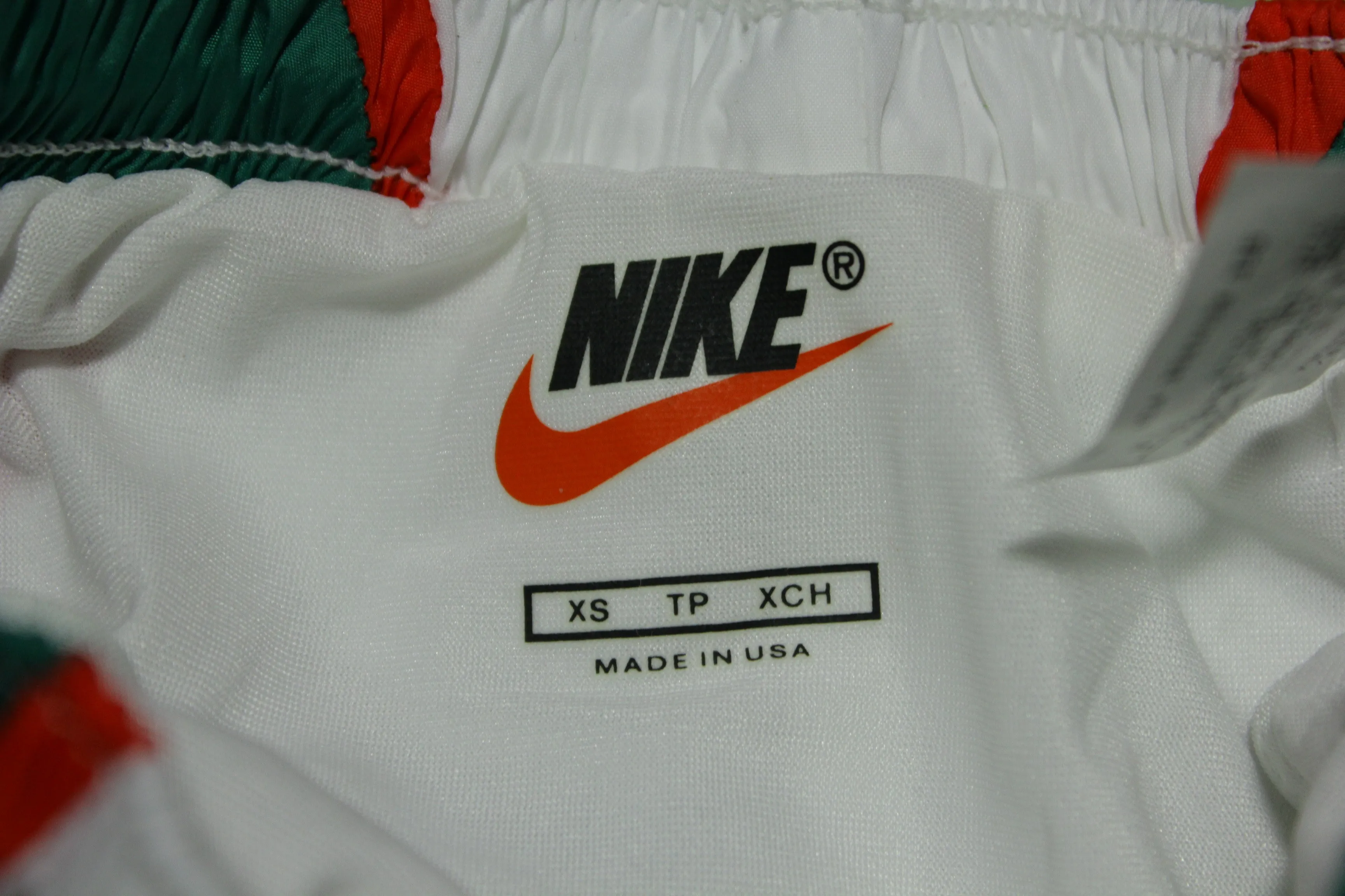 Nike Vintage Running Shorts Cascade High Cut Split 90s USA Track Pro Marathon