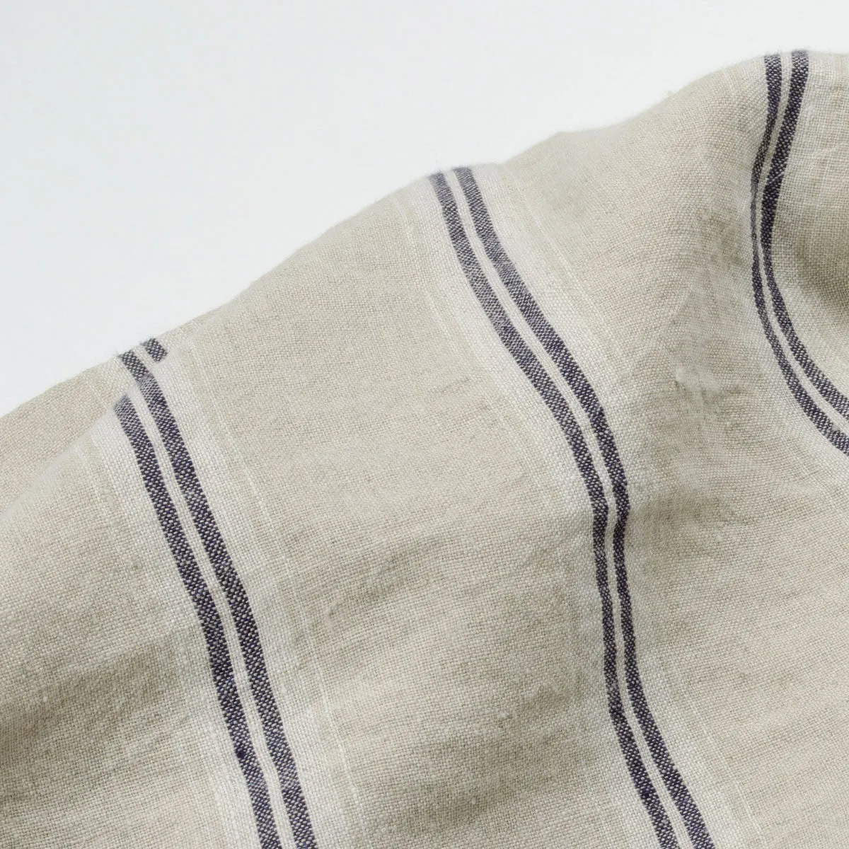 Soulland - Logan Linen Shirt - Beige / Navy Stripes