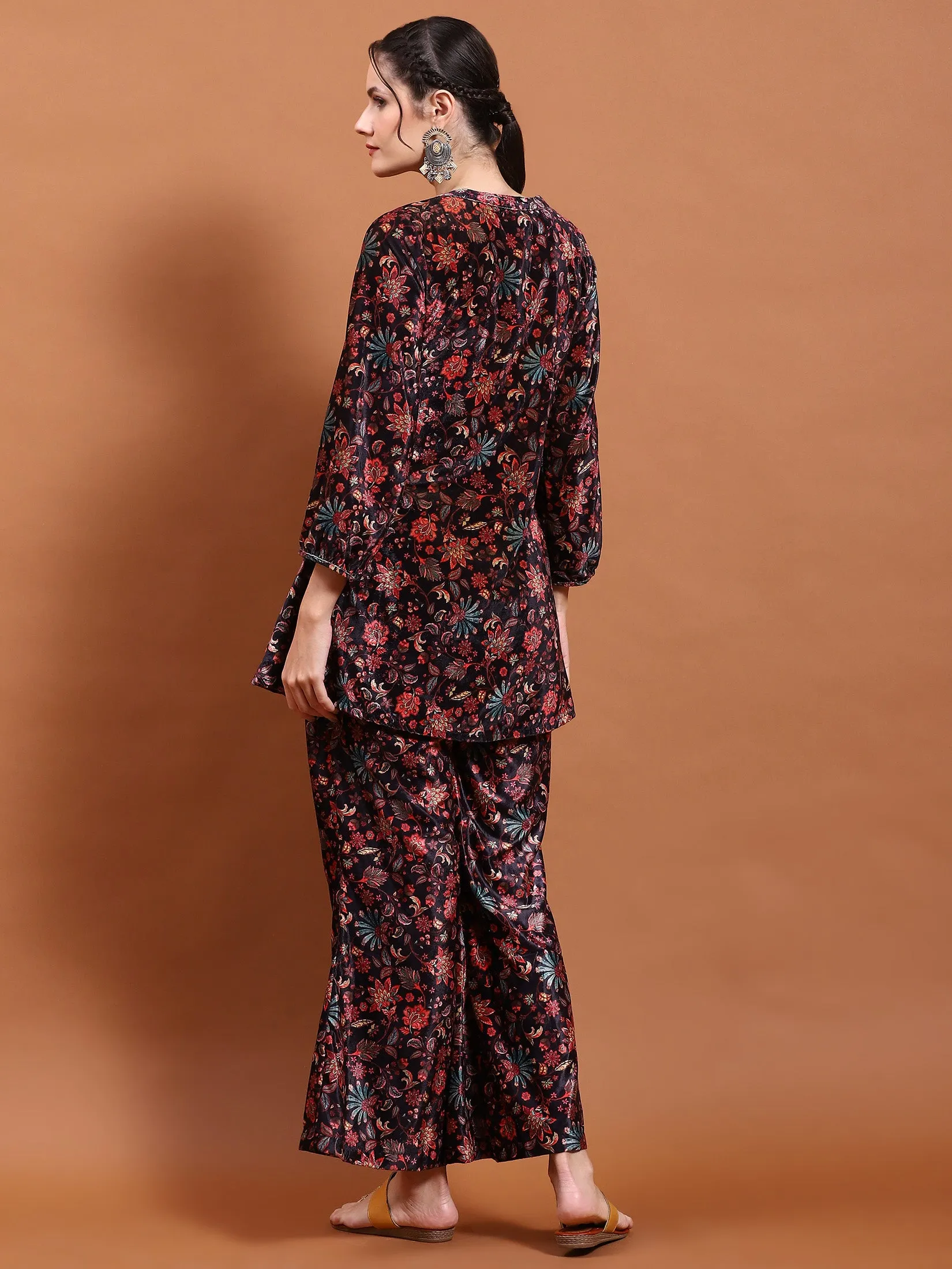 Winter Women Black Floral Print Co-Ord Set